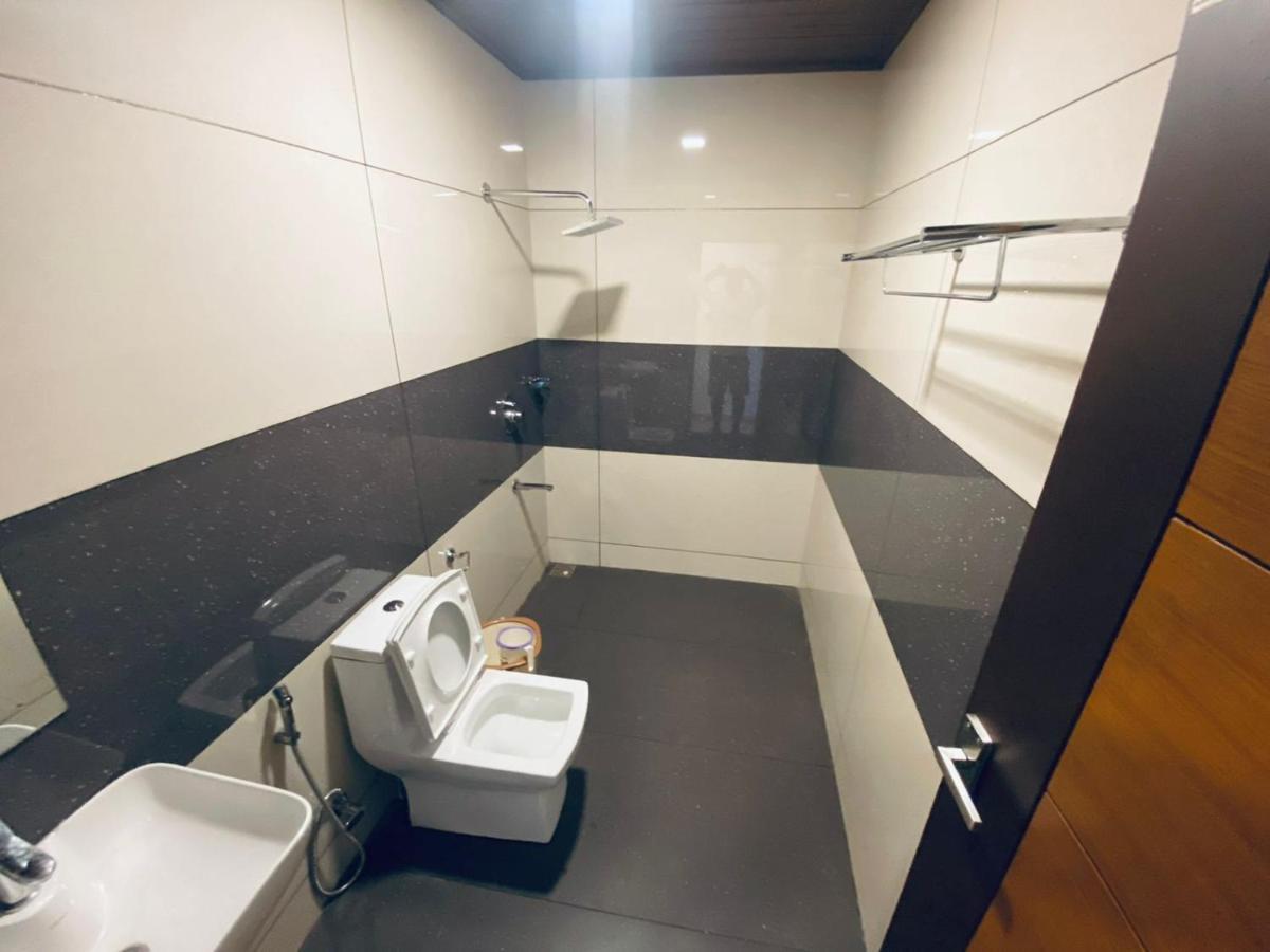 Five Bedroom Villa 무나르 외부 사진