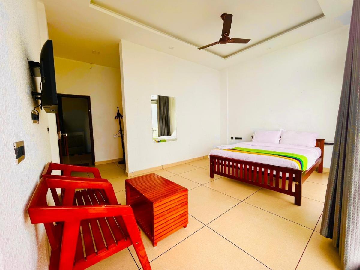 Five Bedroom Villa 무나르 외부 사진